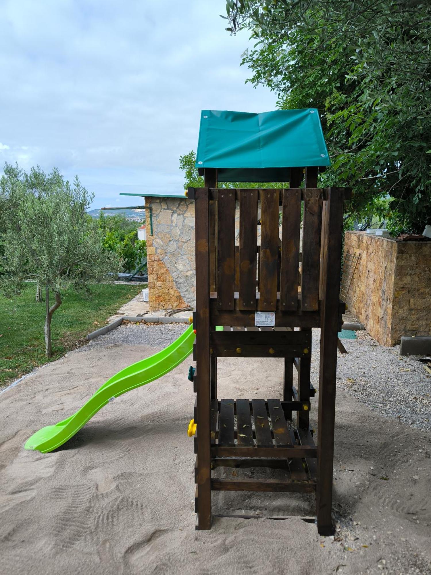 Home Away From Home With Outdoor Pool, Botanical Garden And A Beautiful Sea View Kaštela Zewnętrze zdjęcie