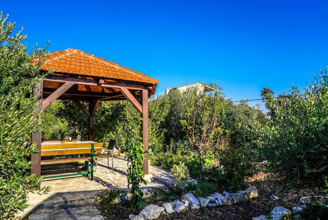 Home Away From Home With Outdoor Pool, Botanical Garden And A Beautiful Sea View Kaštela Zewnętrze zdjęcie